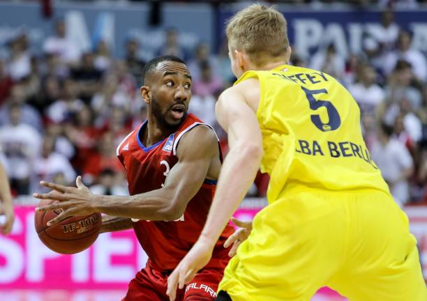 冠历程为主 冠历程为主